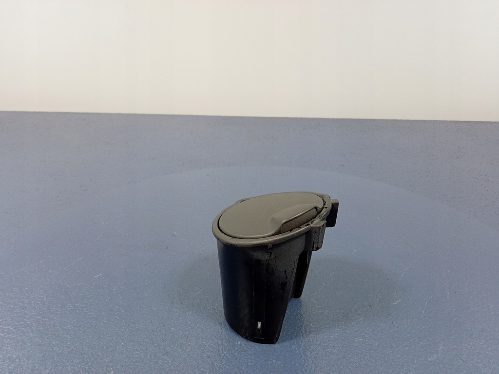 фото №1, Volvo s60 i пепельница бардачок 8650463