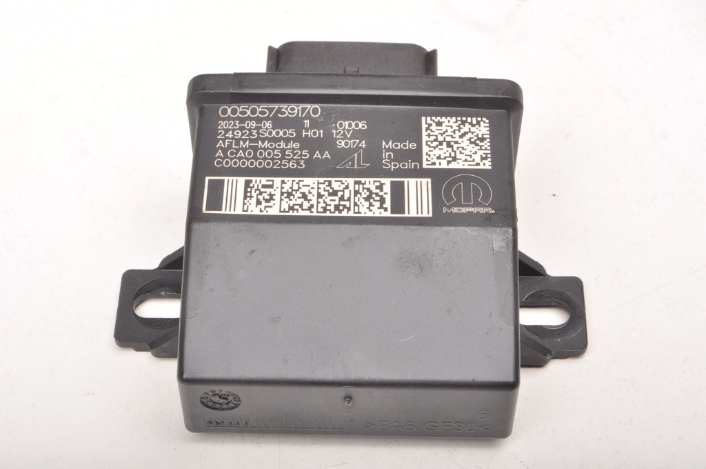 фото №1, Alfa romeo tonale модуль блок управления реле света 00505739170