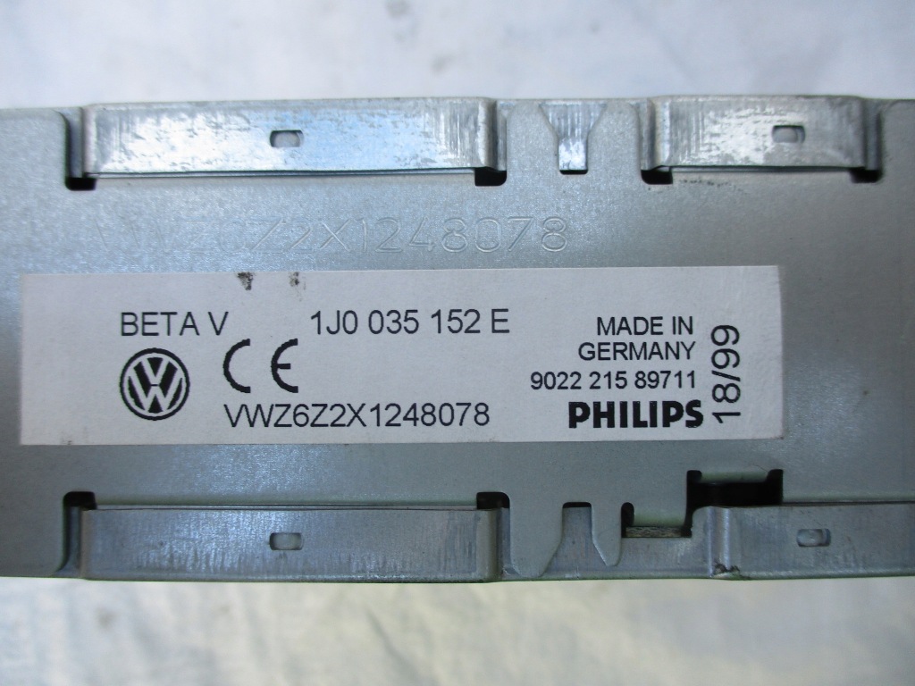 фото №2, Vw golf радио vw beta 1j0035152e