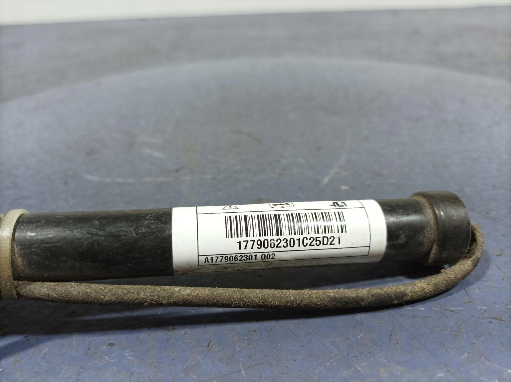 фото №5, Mercedes a w177 патрон пиротехнический капот левый правый a1779062301