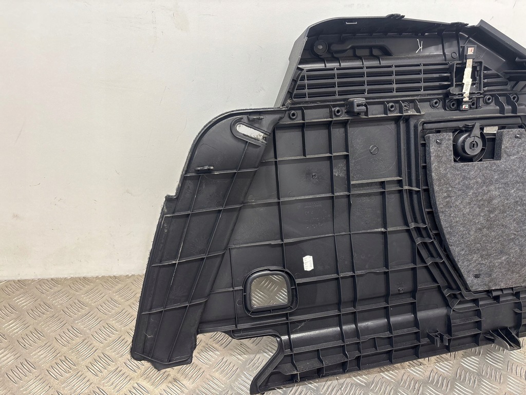 фото №6, Audi a3 s3 8v 2015 левая сторона обшивка / обивка / багажника