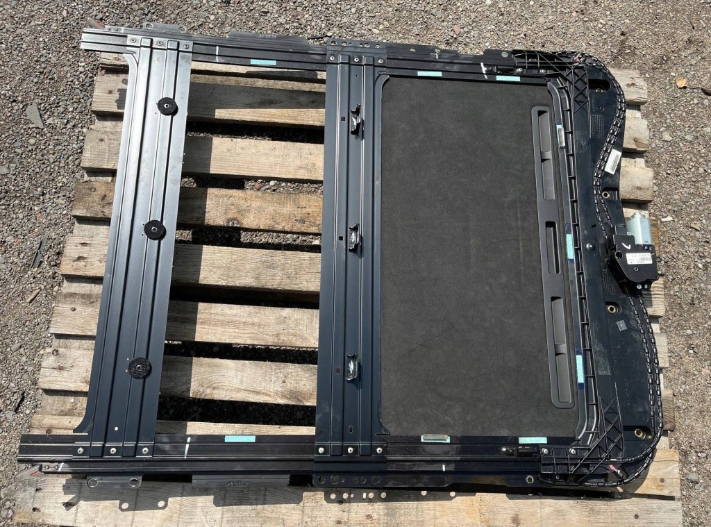 Люк комплектный  maserati quattroporte 2013- с Разборки