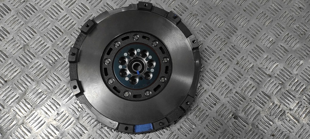 фото №4, Hyundai genesis coupe сцепление двухмассовый маховик двухмассовый маховик колесо