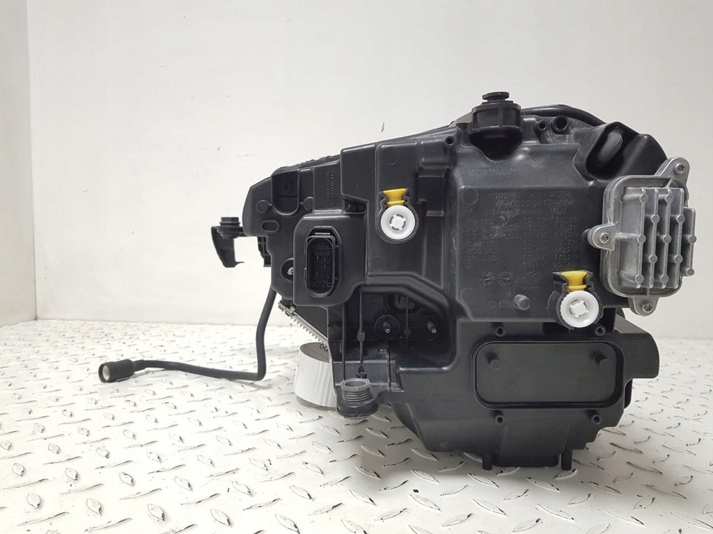 фото №10, Skoda karoq lift 22-24 лампа права фара led комплектна 57b941036b eur