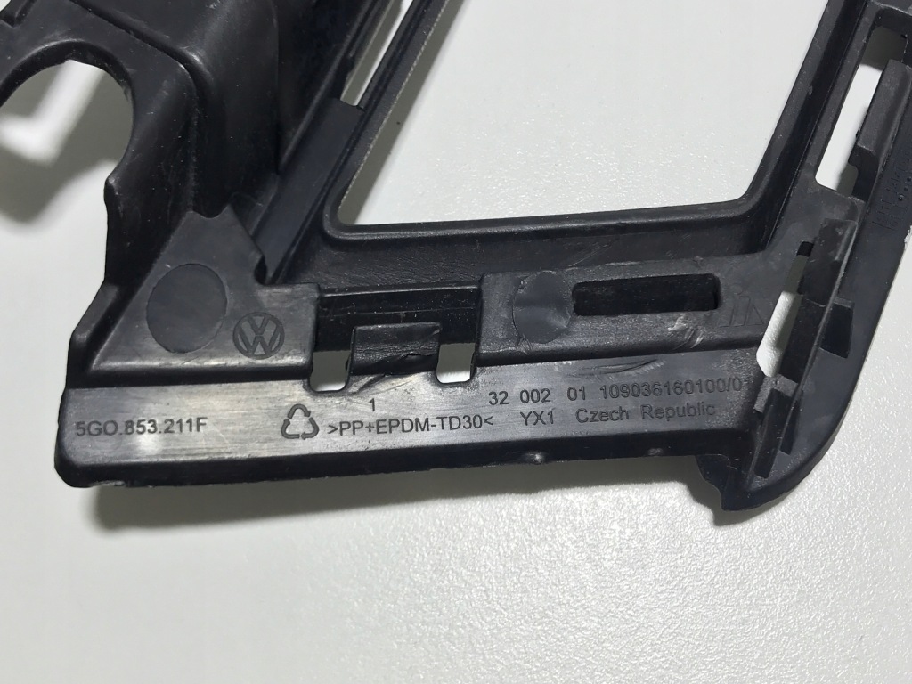 фото №8, Volkswagen оригинальный номер 5g0853212f решётка вентиляционная, бампер