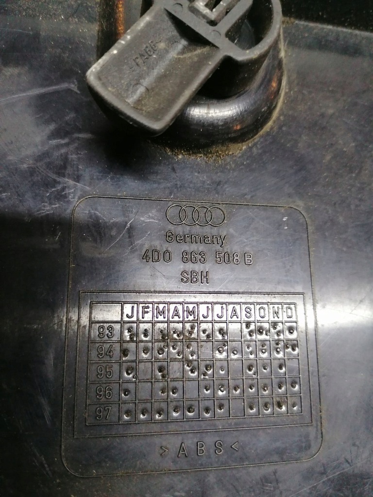 фото №3, Защита лампы задняя 2szt пара audi a8 d2