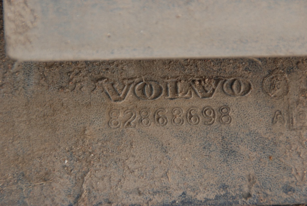 фото №5, Оригинал подкрылок крыло + брызговик volvo fh fh4