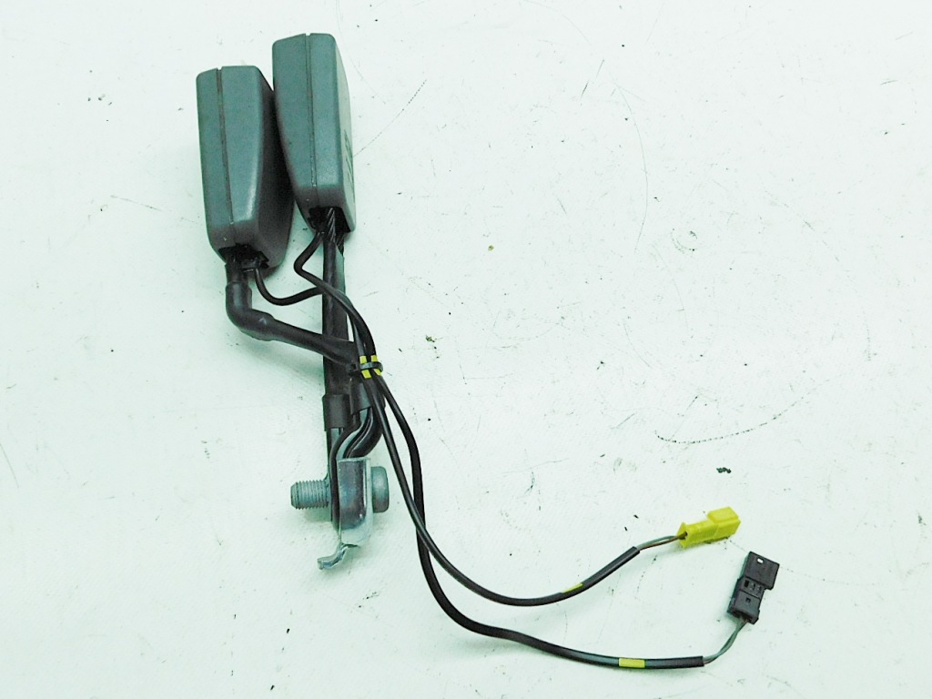 фото №4, Клипса поперечина задняя серая - mercedes sklasa w221