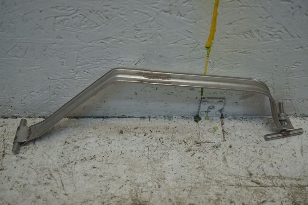 фото №6, Хомут кронштейн бака aston martin db11