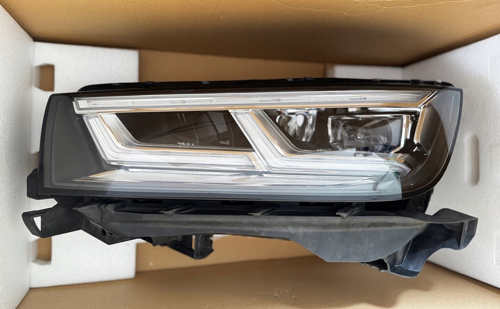 фото №10, Audi q5 80a s-line капот бампер лампы matrix kompletny перед lx7b