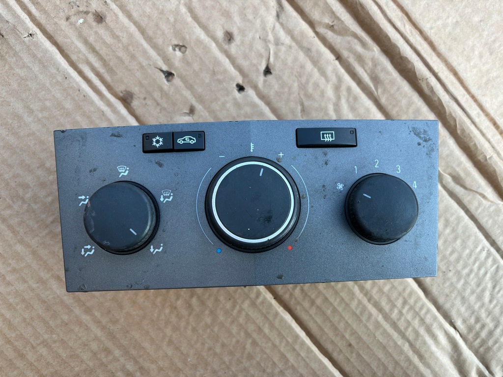 фото №1, Панель обдув кондиціонера opel astra h 2004-2008