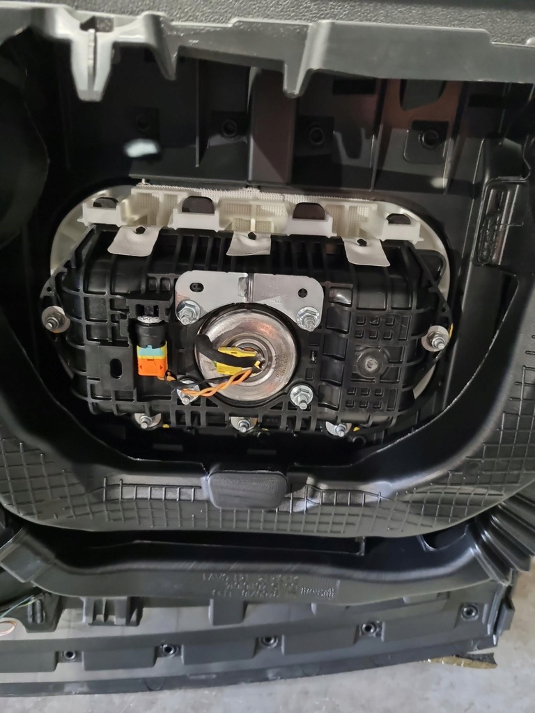 фото №10, Opel crossland x панель приладів консоль подушка безпеки ремені подушка пасажира