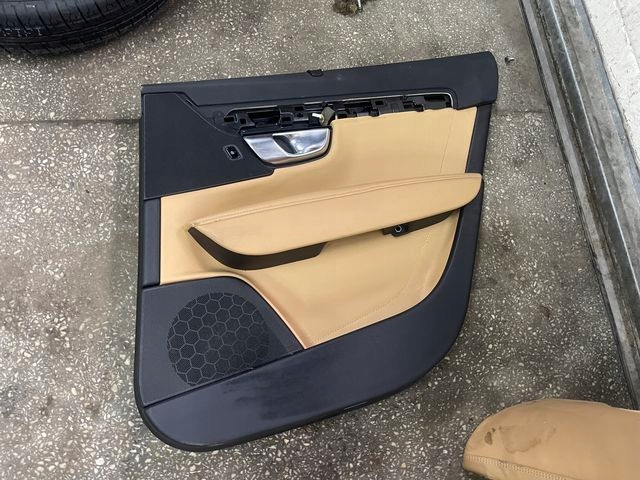 фото №14, Volvo s90 inscription сиденья кожаный вентилируемые с подогревом обшивки дверь