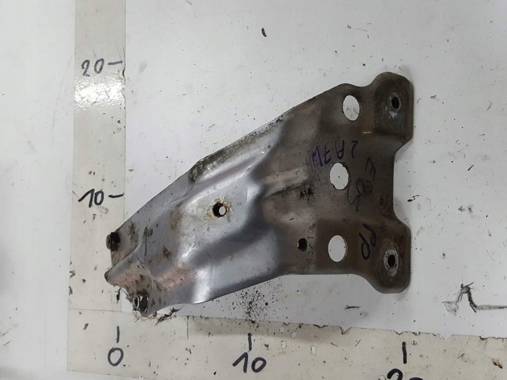 фото №1, Vw eos 06-15r кронштейн крила правий перед la7w