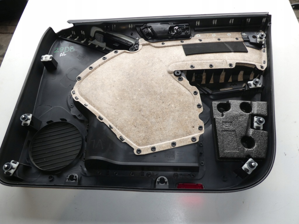 фото №6, Vw tiguan i 5n обшивка дверь левый перед 5n0867011