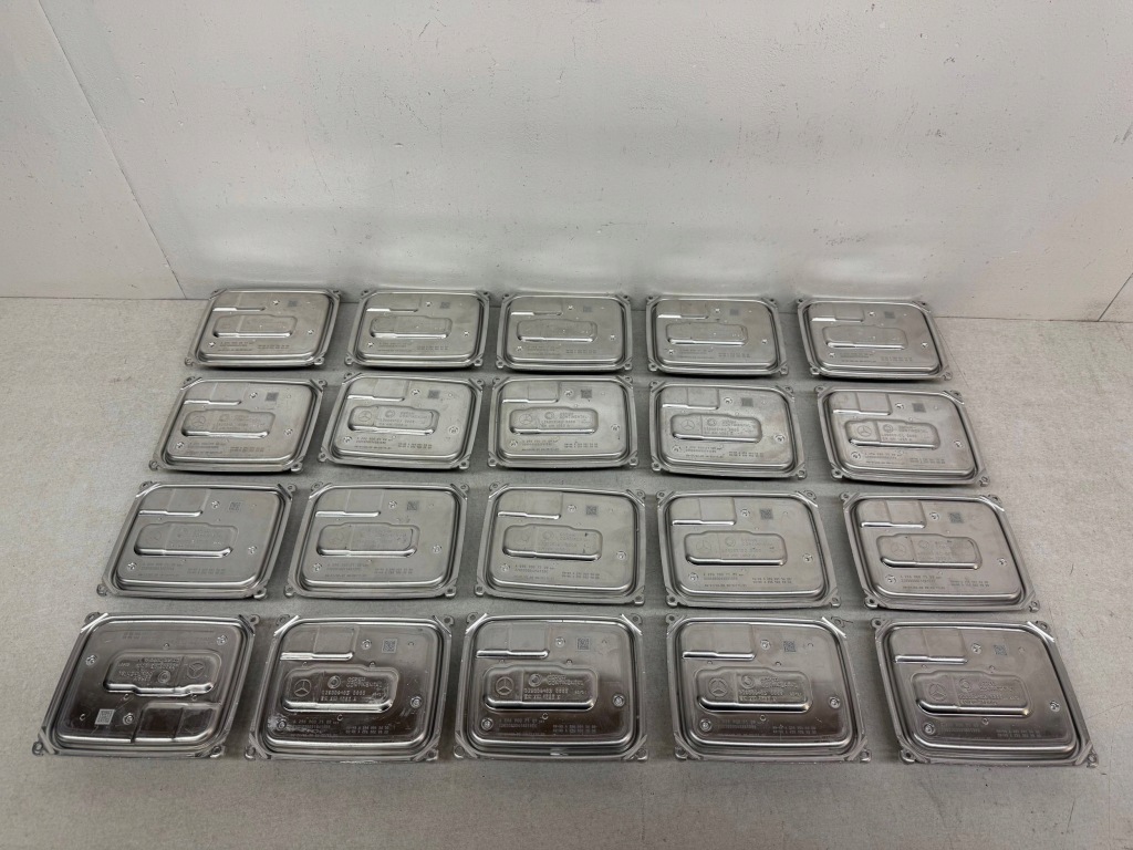 фото №1, Преобразователь лампы перед модуль mercedes eqs a2969007109 oryg