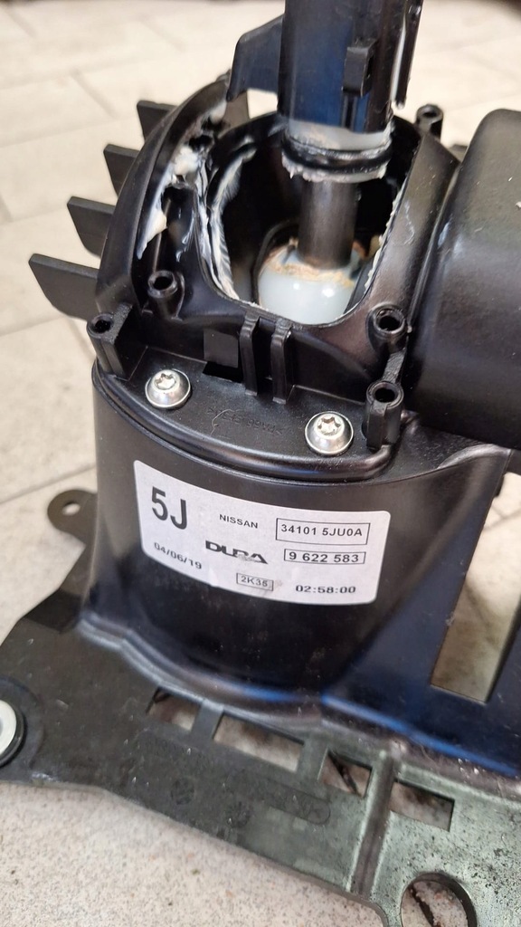 фото №9, Ручка чехол переключения передач nissan navara iv np300 2.3 dci 341015ju0a