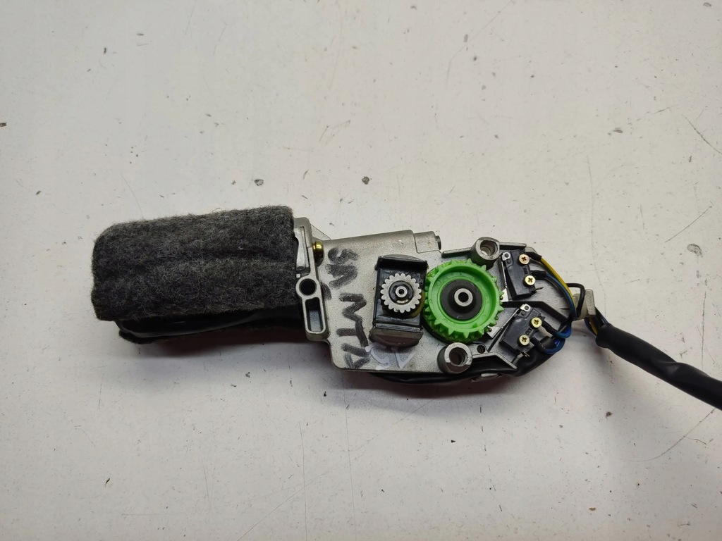 фото №5, Hyundai santa fe 2005 моторчик люк kh0434000