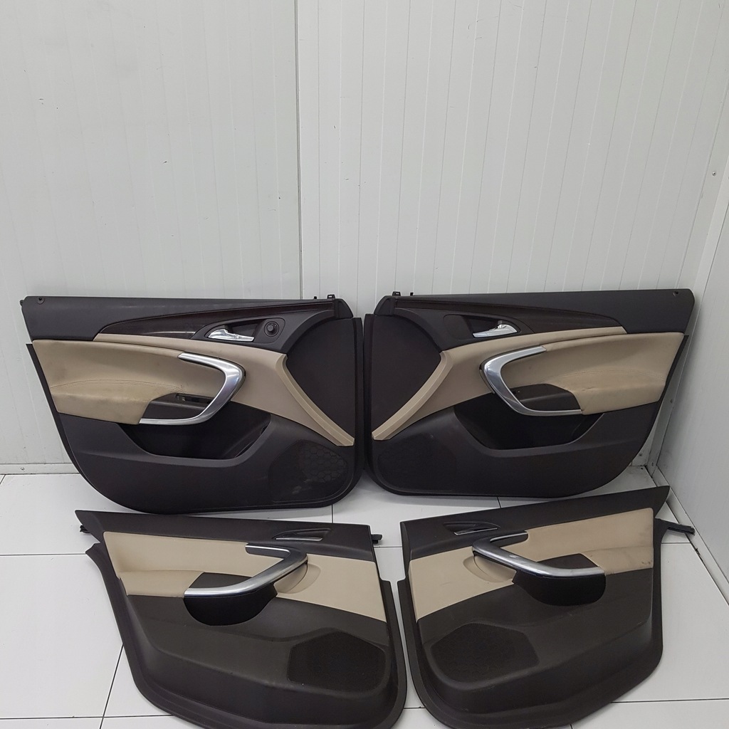 фото №1, Обшивки двері комплект opel insignia 2009r