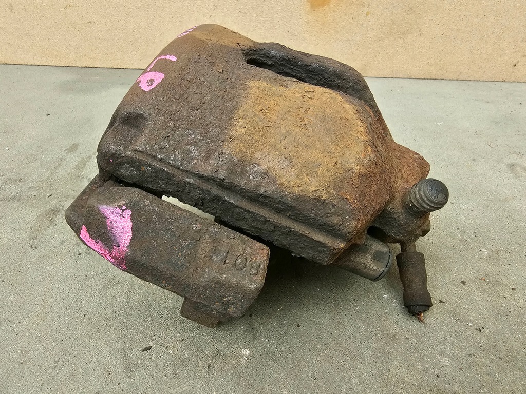 фото №5, Vw scirocco 08-14 суппорт тормозной левый перед