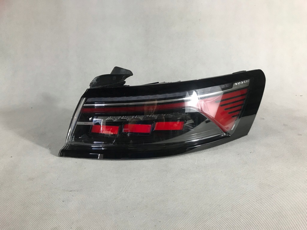 фото №1, Vw arteon lift 20- лампа задня права 3g7945208a