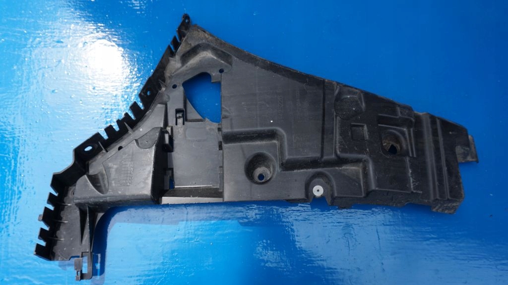 фото №1, Volvo xc60 ii - направляющая заднего бампера правый задняя