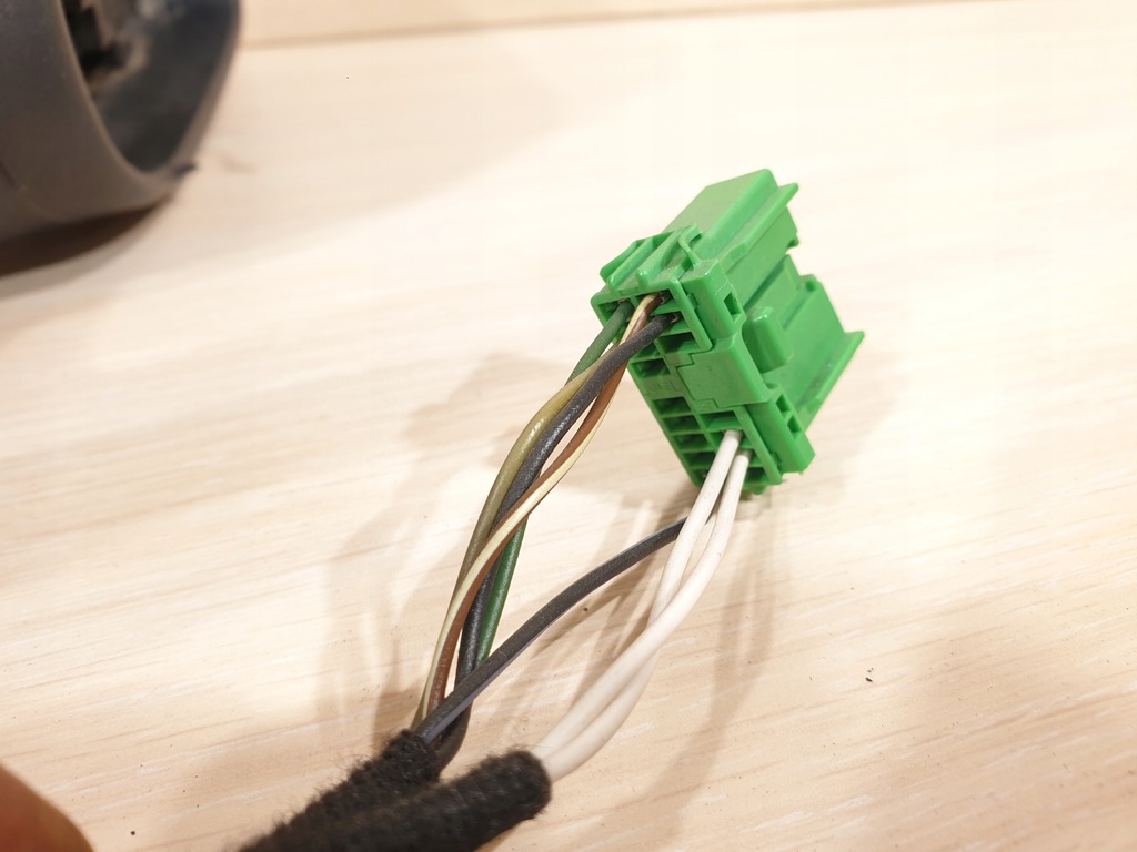 фото №13, Volvo s60 v70 ii lift зеркало правое 7pin 30716025