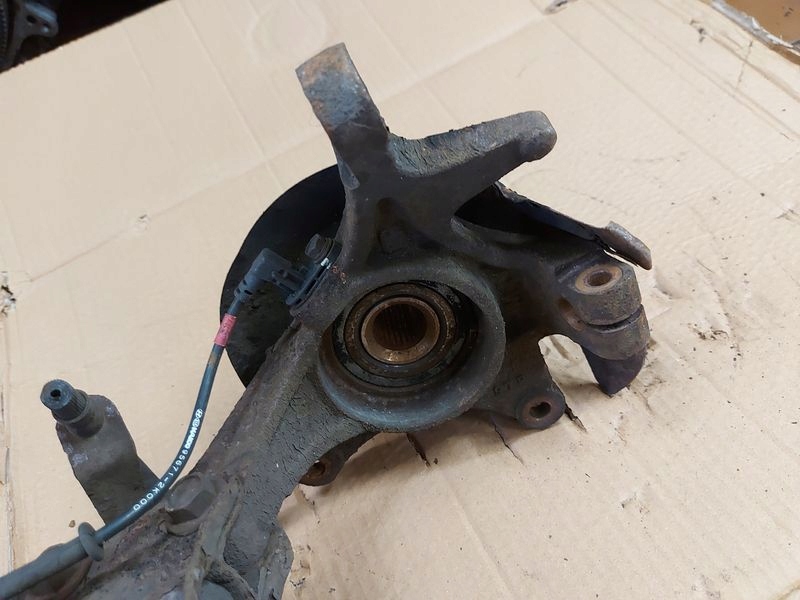 фото №8, Soul 1 i 1.6 crdi амортизационная стойка правый перед поворотный кулак