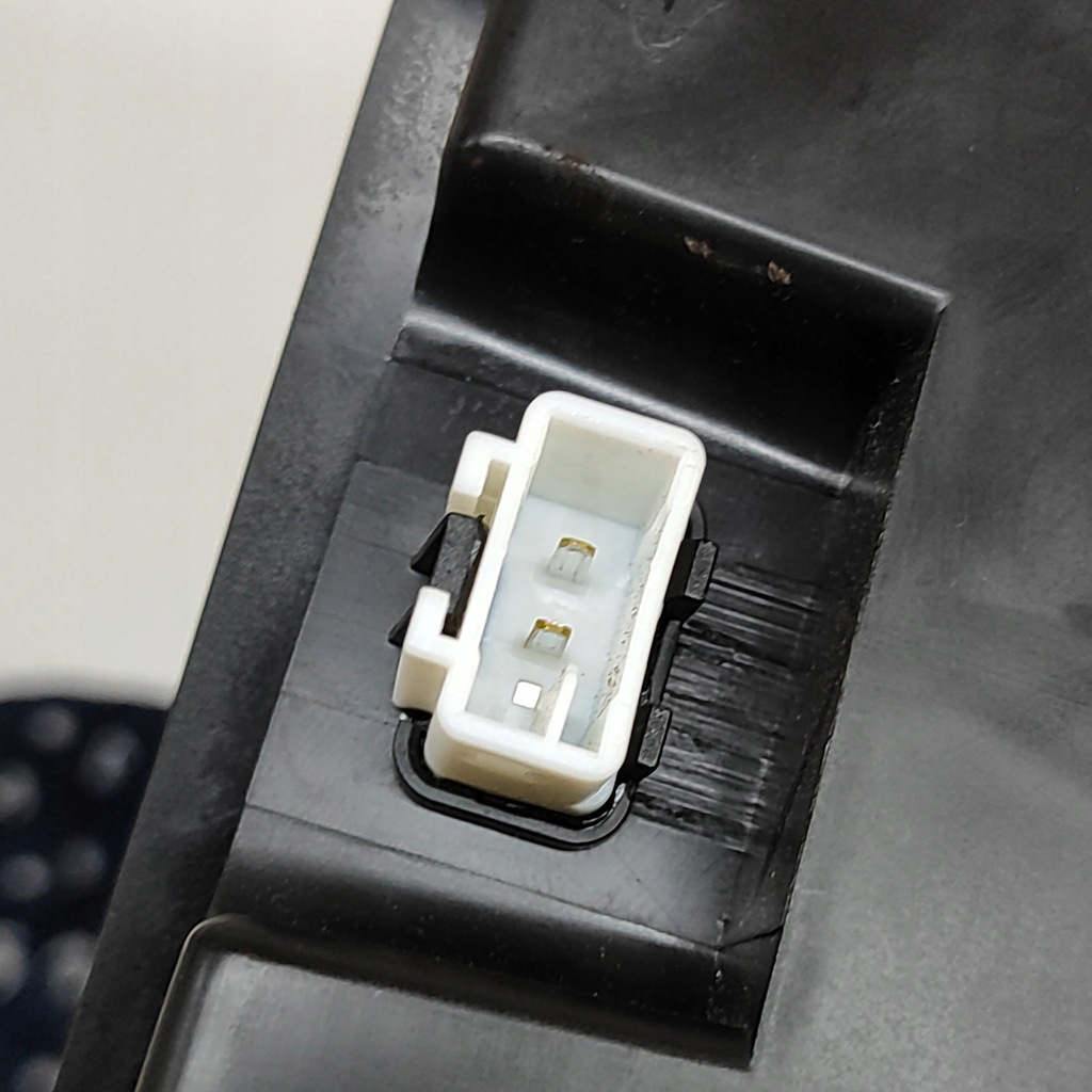 фото №5, Toyota hiace h50, h60, h70 2001 динамик низкочастотный