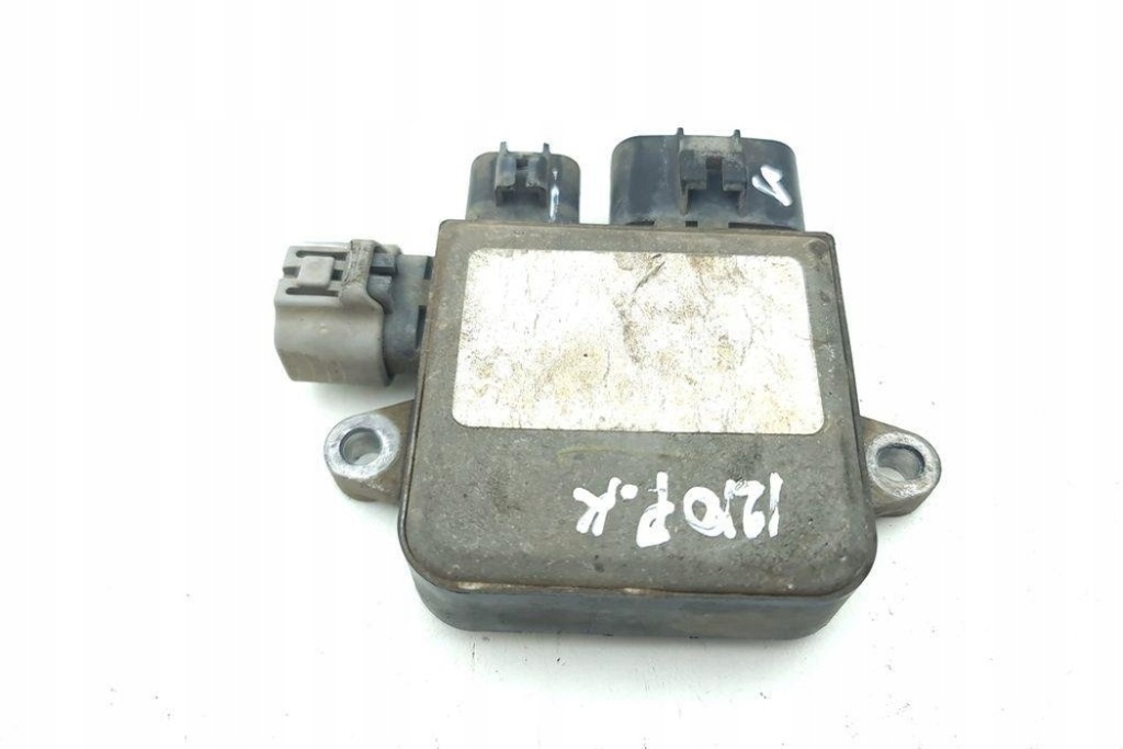 Реле вентилятора радіатора tesla model s 8282120280 electric 2015 Зі Шроту