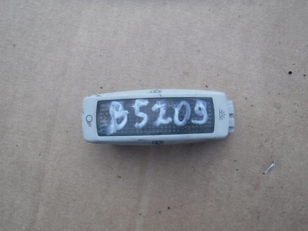 фото №1, Лампа освещение салона vw passat b5 fl 3b0947291