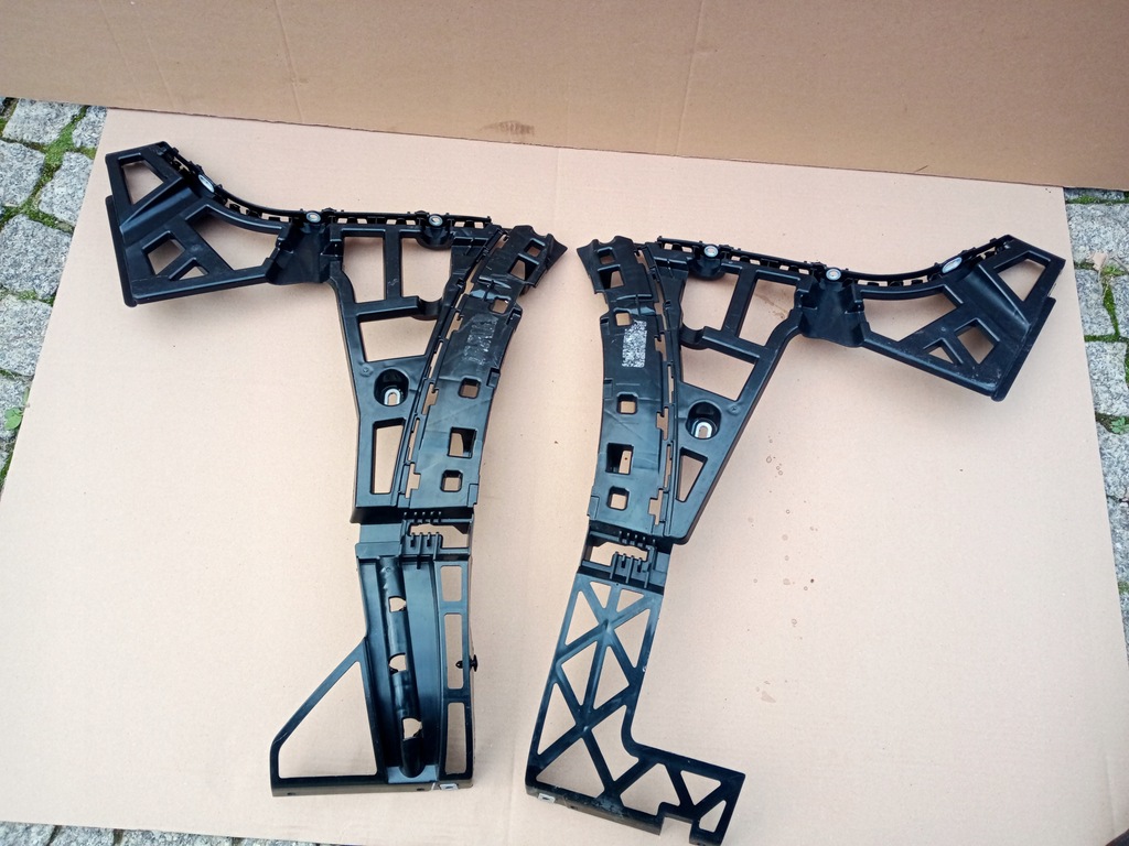 фото №1, Mercedes gle w167 правий лівий напрямна бампера задня