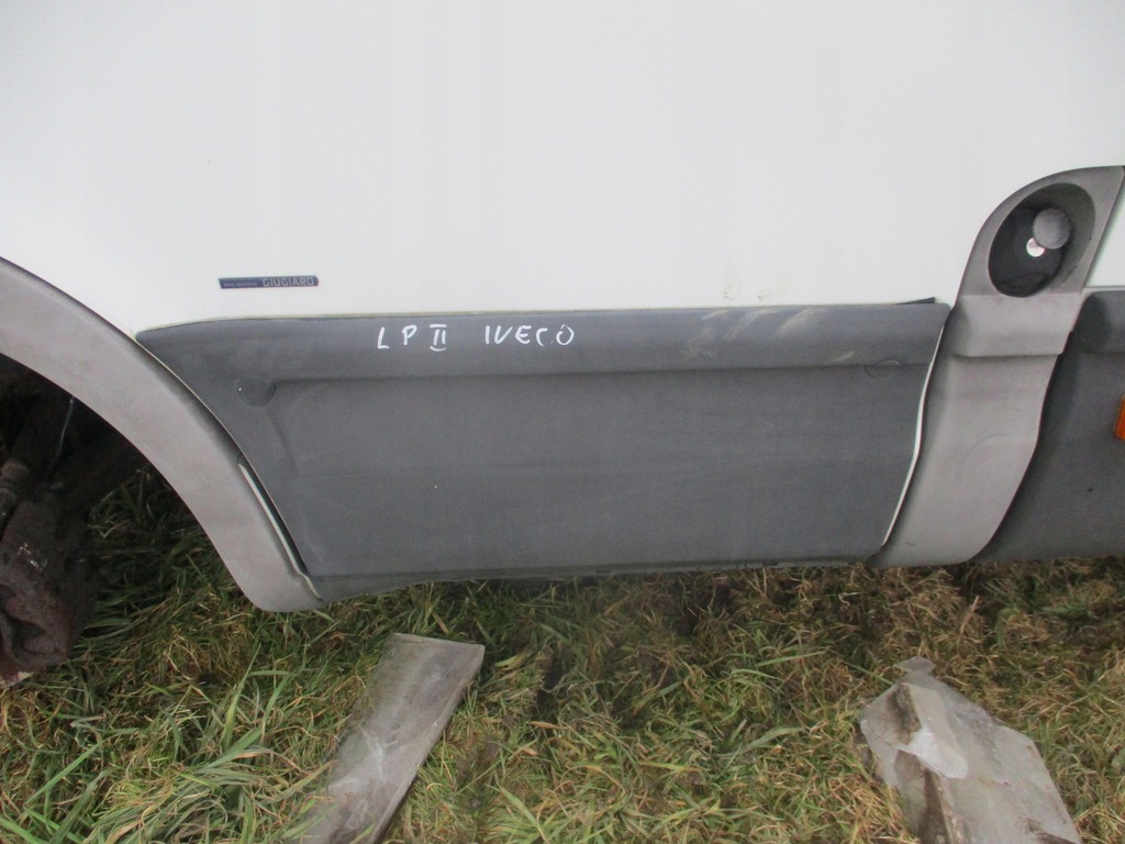 фото №4, Молдинг двері bok iveco daily 99-12 перед