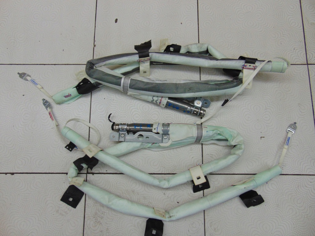 фото №1, Шторка безопасности правая bmw x2 f39