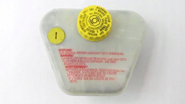 фото №1, Бак рідина гальмівний audi a8 d3 4e0611301a