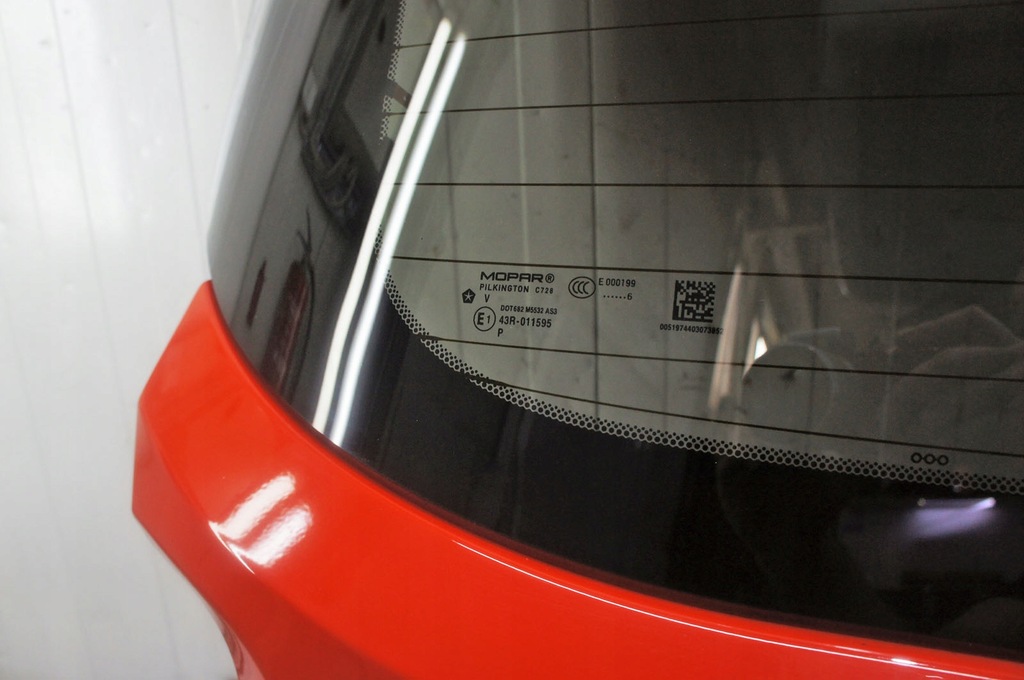 фото №7, Rz159 jeep renegade ^ крышка багажника багажника omaha red 562 стекло 16r