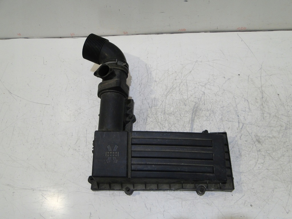 фото №1, Vw golf v корпус верхній фільтра повітря