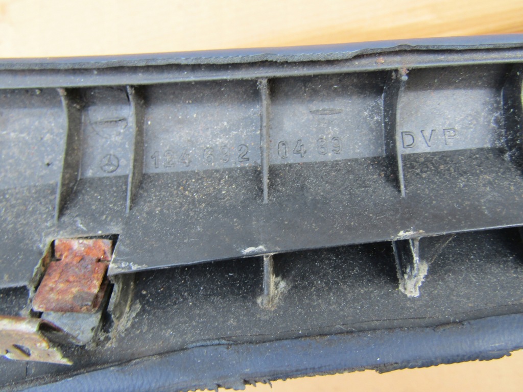 40 mercedes w124 niebieska оббивка накладка стійка a комплект  ліва права Оригінал