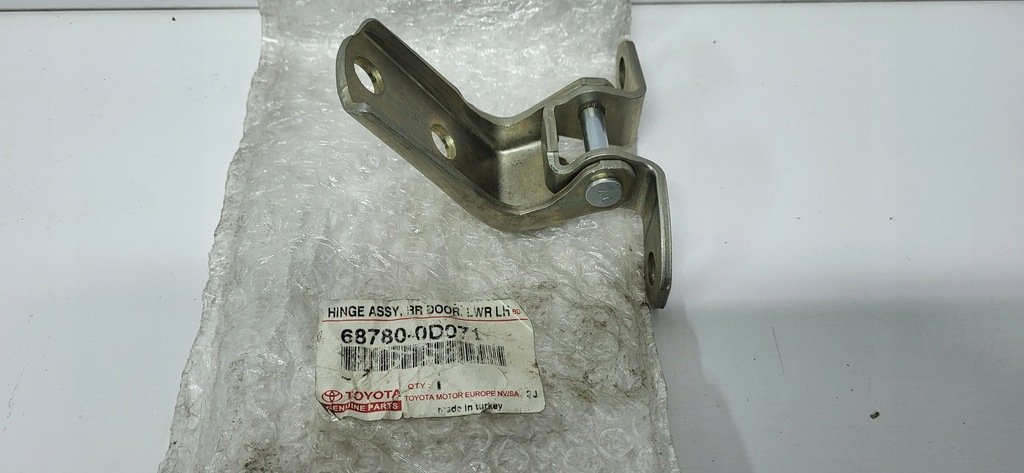 фото №1, Lexus rx prius rav4 yaris ii lexus петля дверь задняя dół левый 68780-0d071
