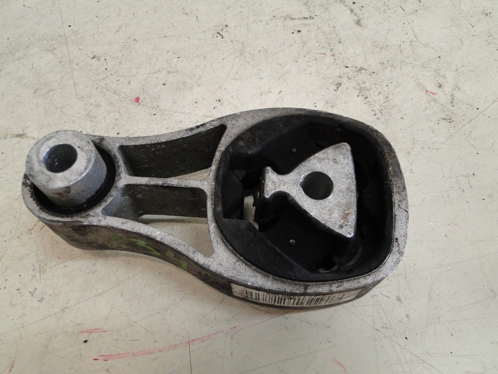 фото №4, Smart fortwo a451 кронштейн подушка двигателя