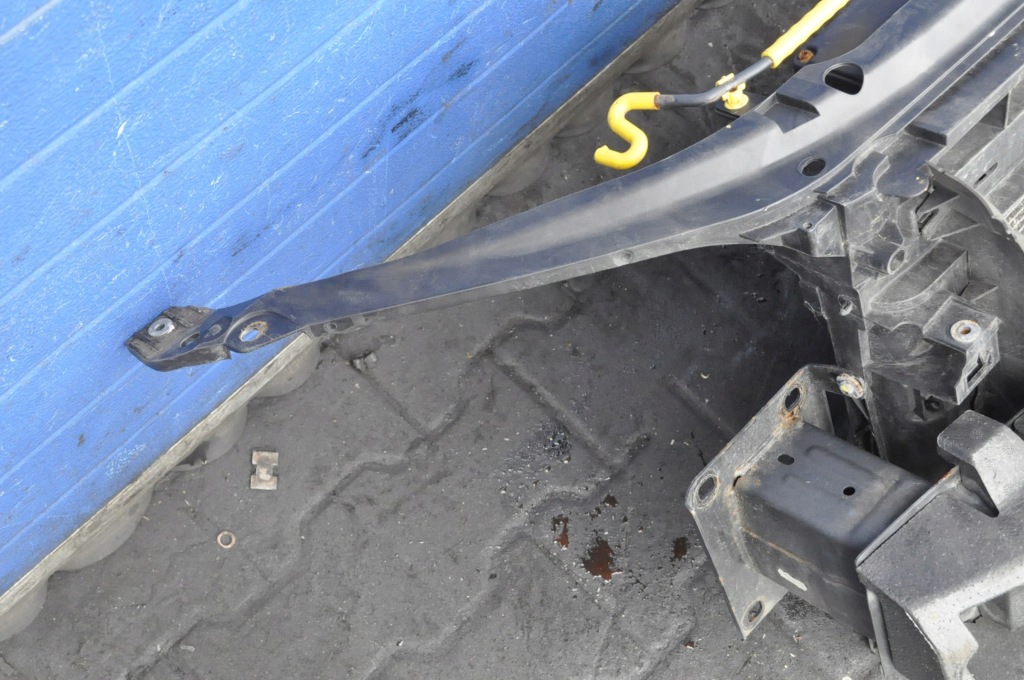 фото №7, Skoda octavia iii pas передній комплект 5q0121251eb 5q0121205