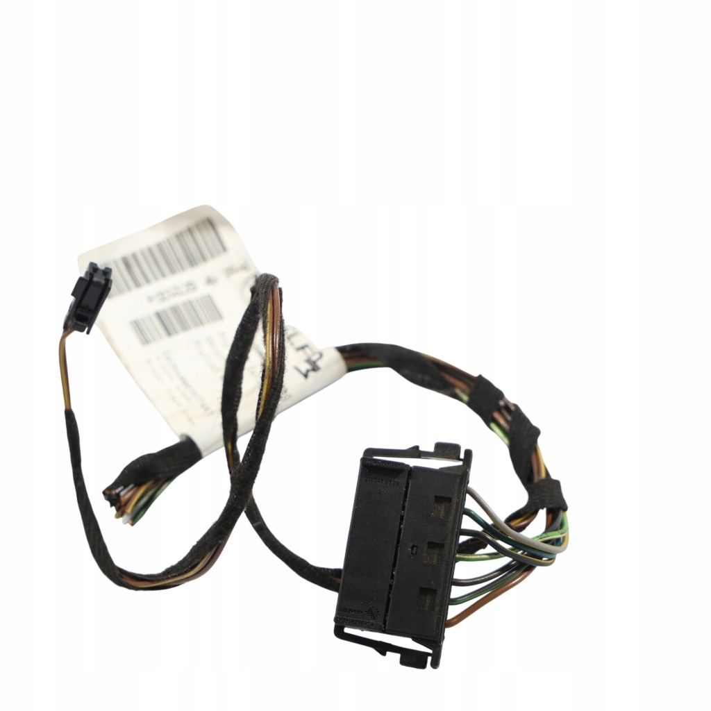 фото №10, Mercedes w204 шланг wtykowy лампы задний разъём правый a2048205864