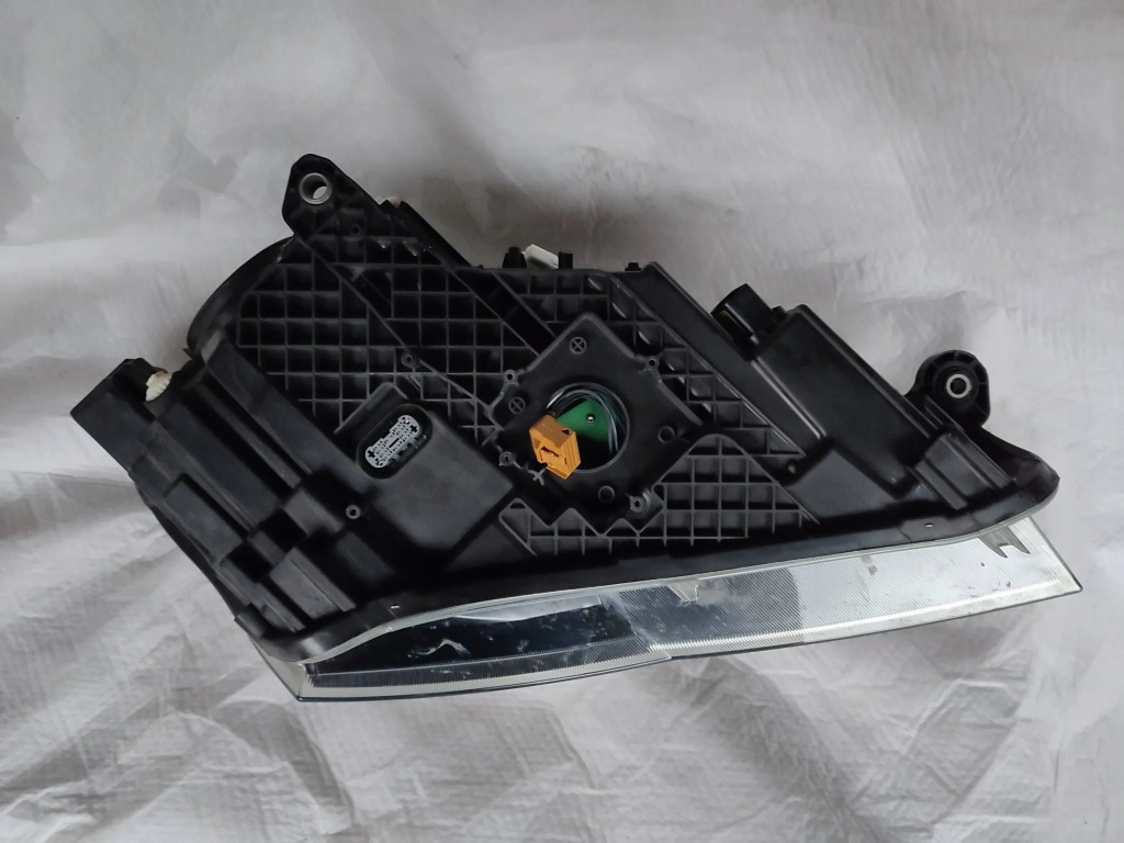 Фара фара перед левый skoda superb b8 3v 2015 3 ксенон led Доставка