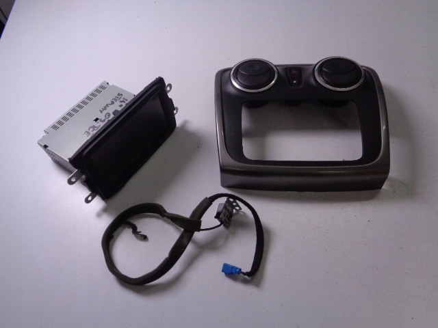 фото №2, Радио навигация dacia sandero ii stepway 0.9 tce przed lift 2014 rok