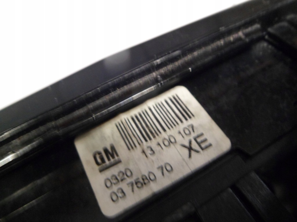 фото №4, Opel zafira b панель средний радио навигация