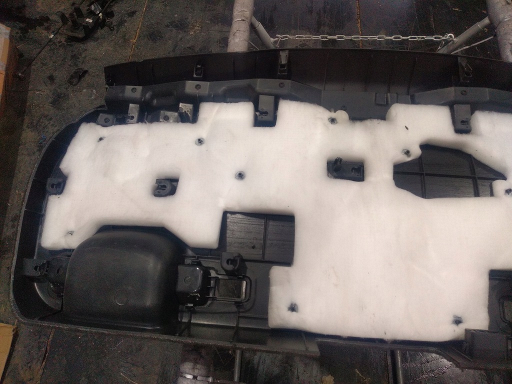 фото №10, Jaguar xf 250 kombi - оббивка кришки задній