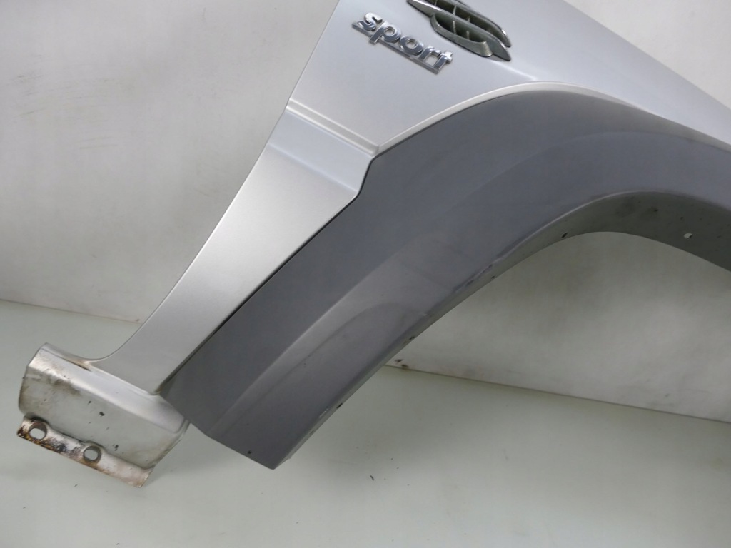 Jeep cherokee kj крыло  правый  перед qs2 ps2 Киев