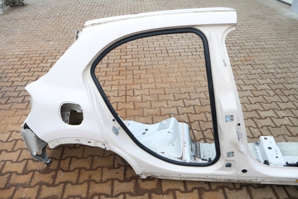 Купити Fiat 500x чверть крила права задній 331