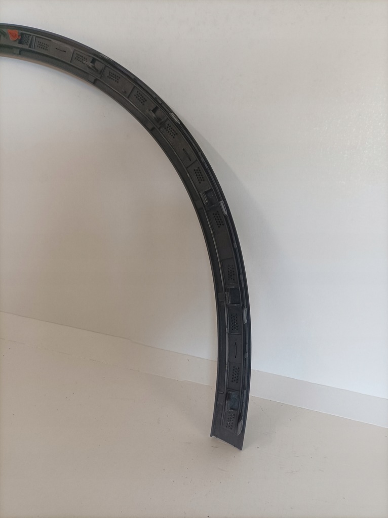 фото №8, Polestar 2 ii молдинг крила лівий перед 32216407