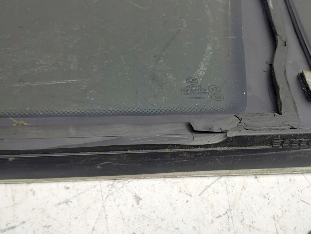 фото №5, Bmw 5 e60 e61 2004 левая сторона стекло кузовная задняя